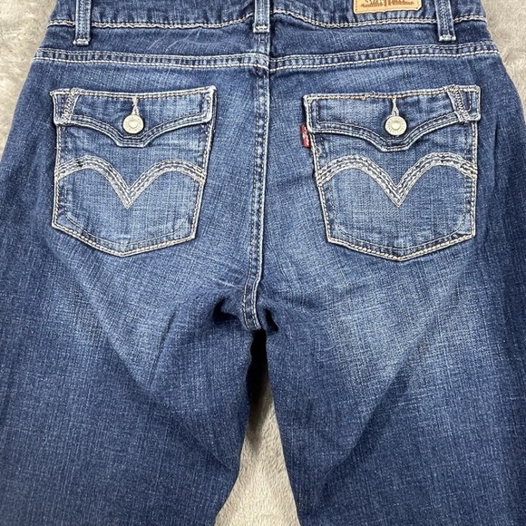 Levi's Denim - Levi’s 529  CURVY size 28x 27.5” 99% cotton1%elast.